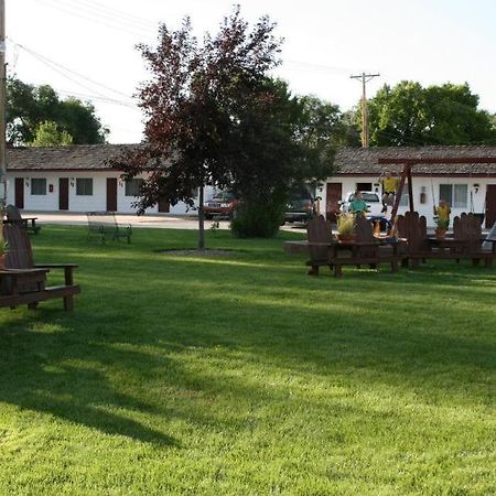 Covered Wagon Motel Lusk Wy Екстериор снимка