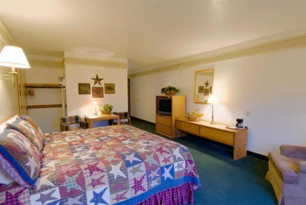 Covered Wagon Motel Lusk Wy Екстериор снимка