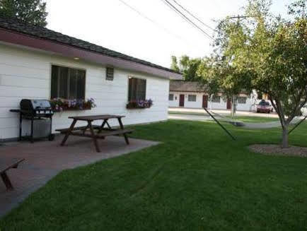 Covered Wagon Motel Lusk Wy Екстериор снимка